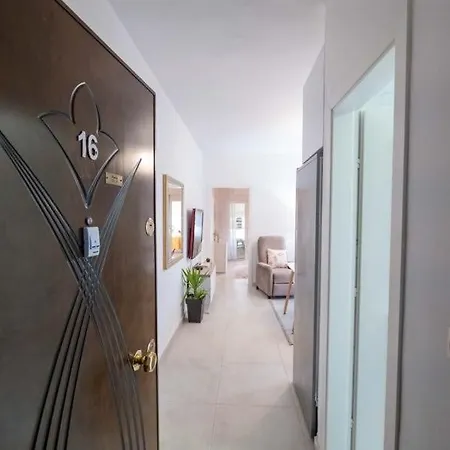 Apartment Bora Seaside Sarande